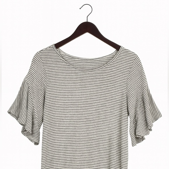 Ann Taylor size small black and white striped shirt with ruffled sleeves. - Picture 1 of 2